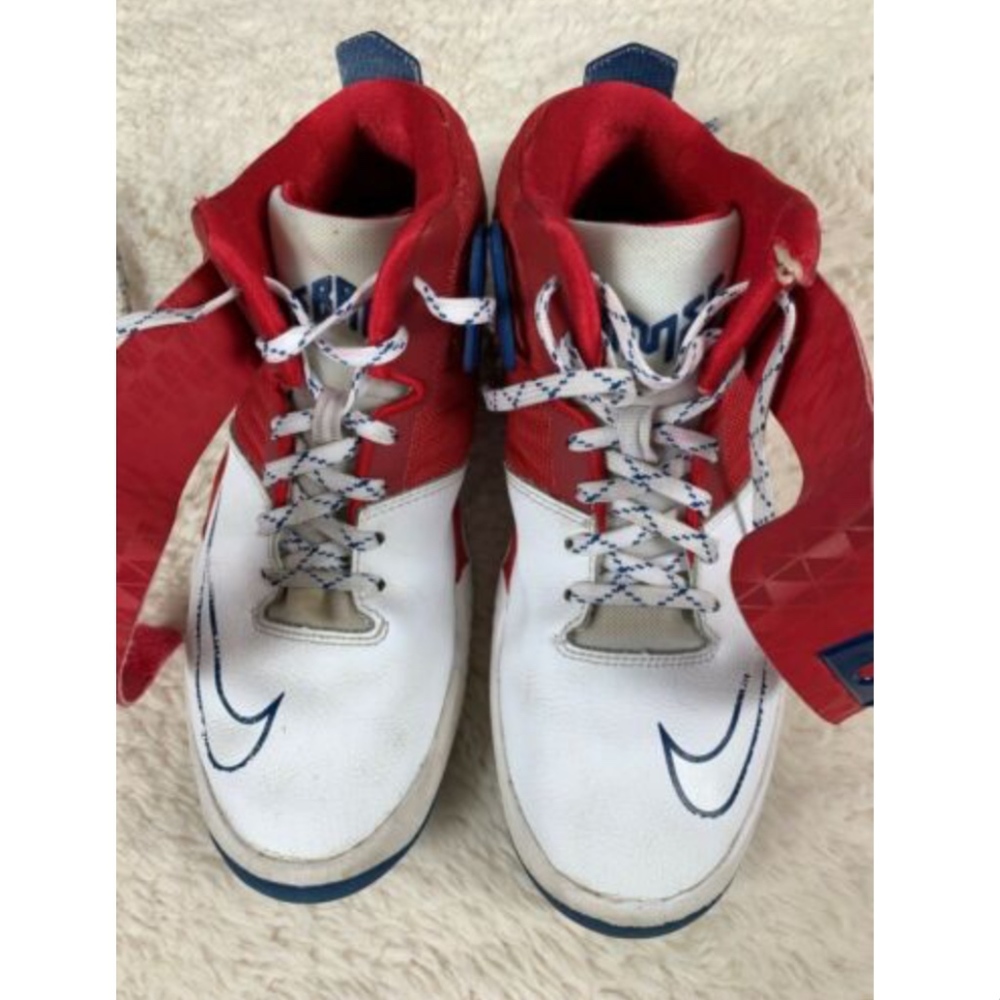 Nike Air Akronite Mid Top Lebron James Sneakers - Picture 2 of 8